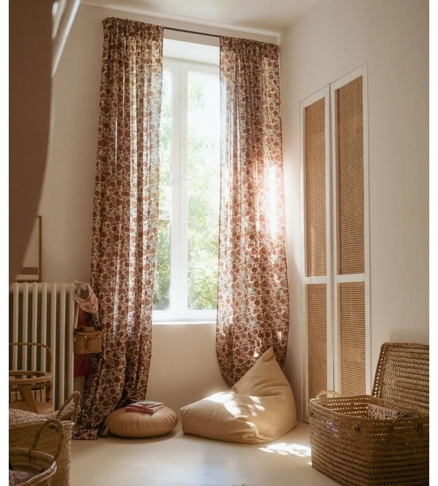 Светложълт детски пуф Cleo Light Honey – Lorena Canals