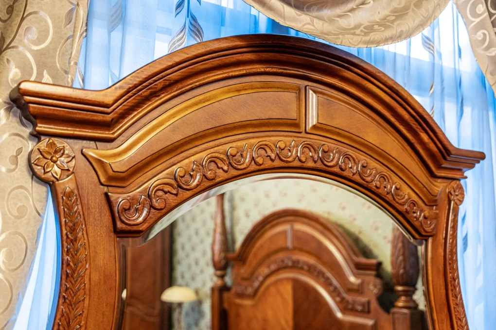 Класическо огледало 8072