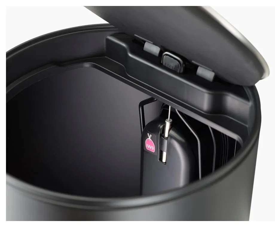 Матово черно метално кошче за боклук с педал 10 l Arc – Joseph Joseph