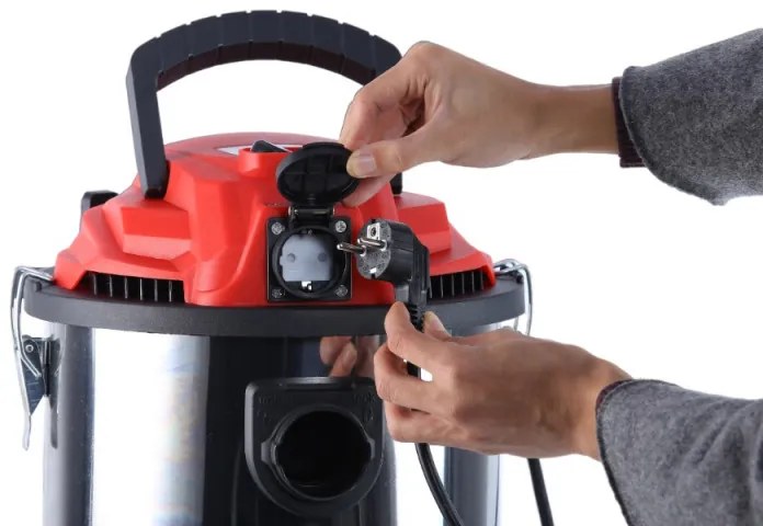 Индустриална прахосмукачка Camry CR 7045, 3400W, 20 kPa, Сухо и мокро, 4 филтъра, 25L, Инокс/Червен