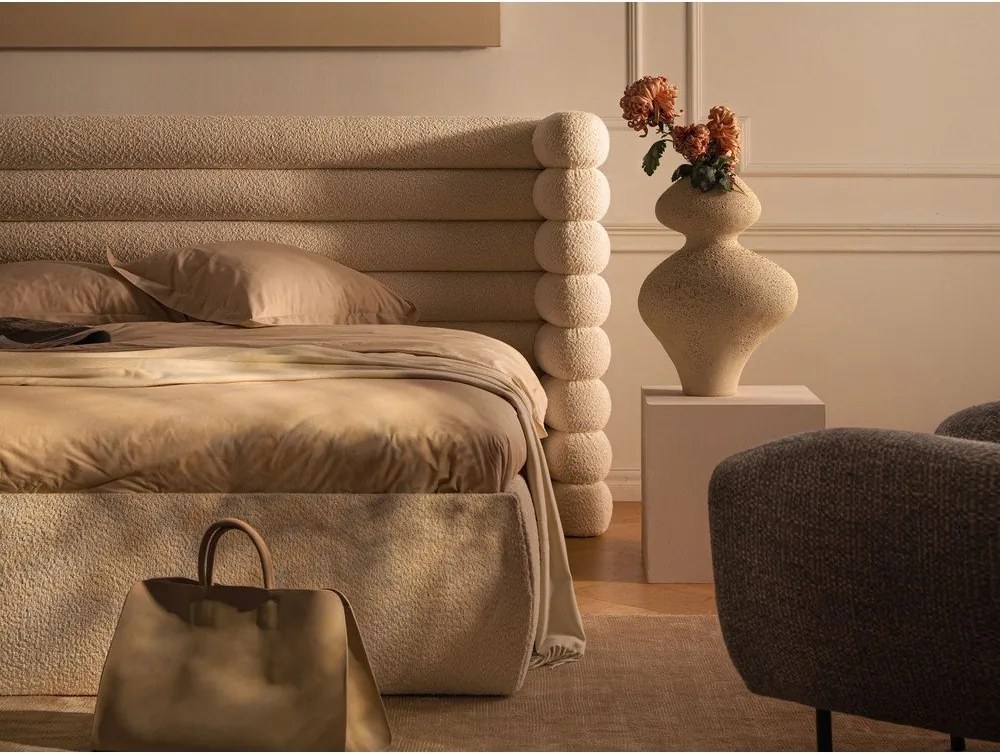 Тъмносиво тапицирано двойно легло с място за съхранение и включена подматрачна рамка 200x200 cm Mount – Micadoni