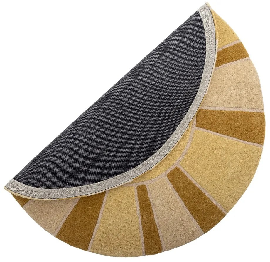 Бежов/в кехлибарен цвят вълнен детски килим ø110 cm Sun – Bloomingville Mini