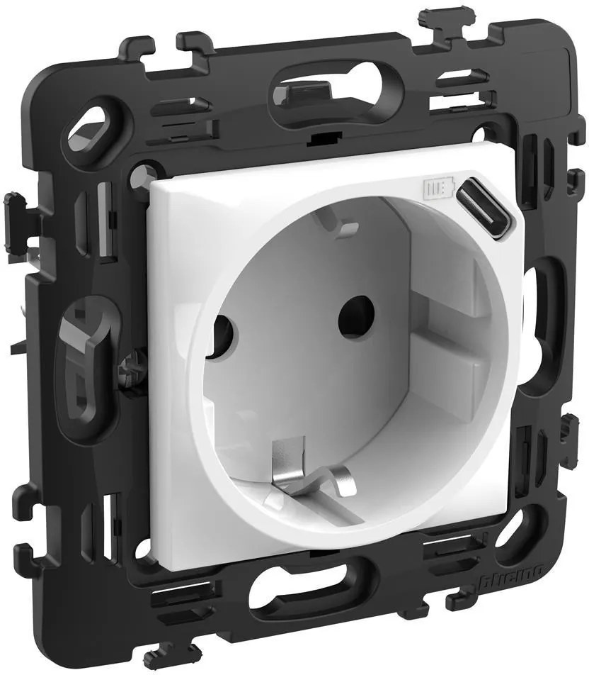 BTICINO Контакт ШУКО 2P+E 16A + USB тип C 1.5A 7.5W 2 мод. цвят Бял Classia  - RW4141USB