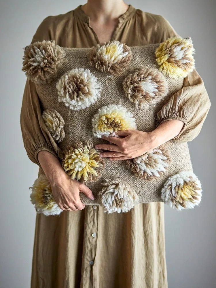 Декоративна възглавница със смес от вълна 50x50 cm Somma – Bloomingville