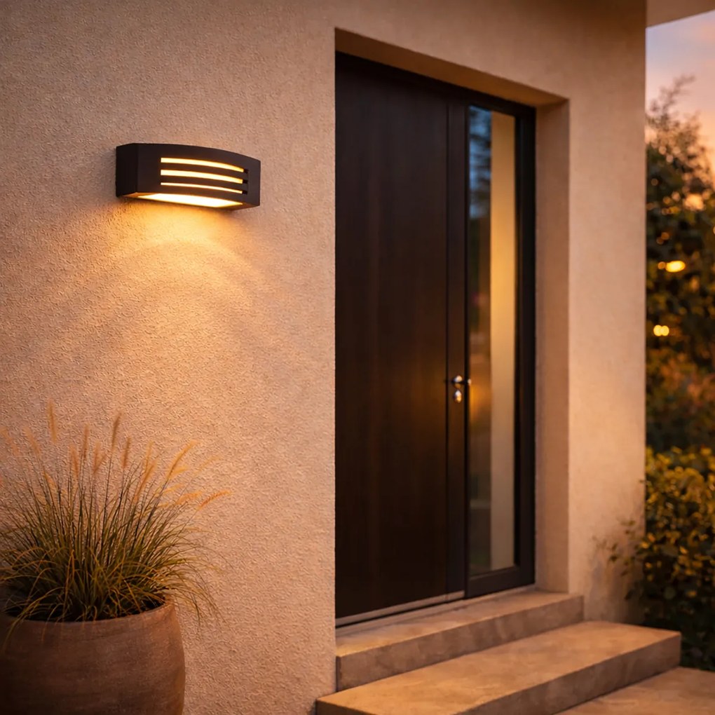 Модерна външна стенна лампа черна IP44 - Hurricane 1