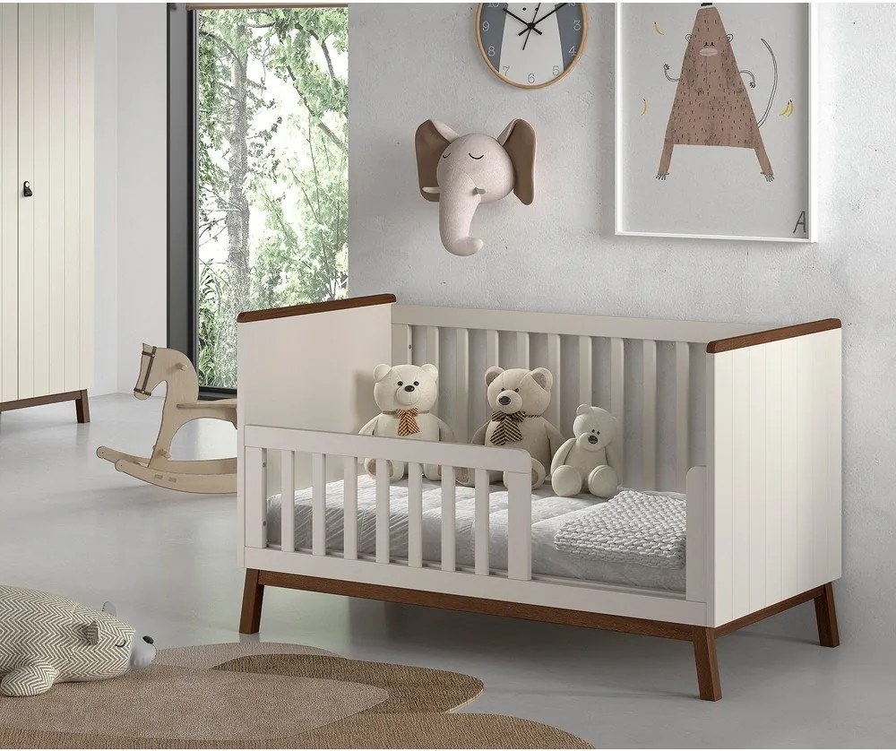 Бежово детско креватче 70x140 cm от масивен бор с подвижна странична част/с регулируема височина Sezane – Vipack