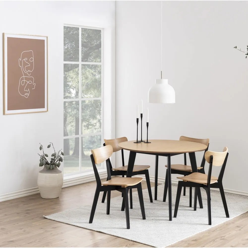 Трапезен стол в дъбов декор в черно и натурално Roxby - Actona