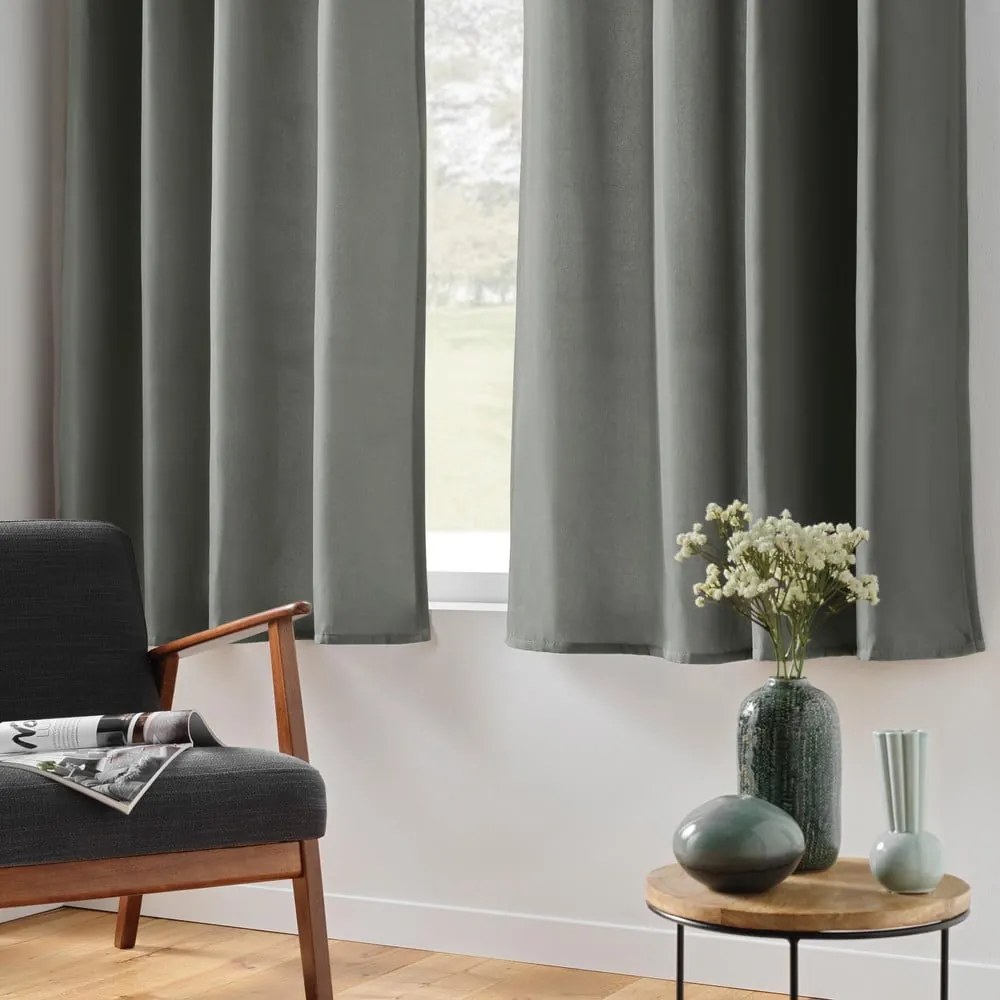 Сиво термо перде от микрофибър 135x180 cm Micropolar – douceur d'intérieur