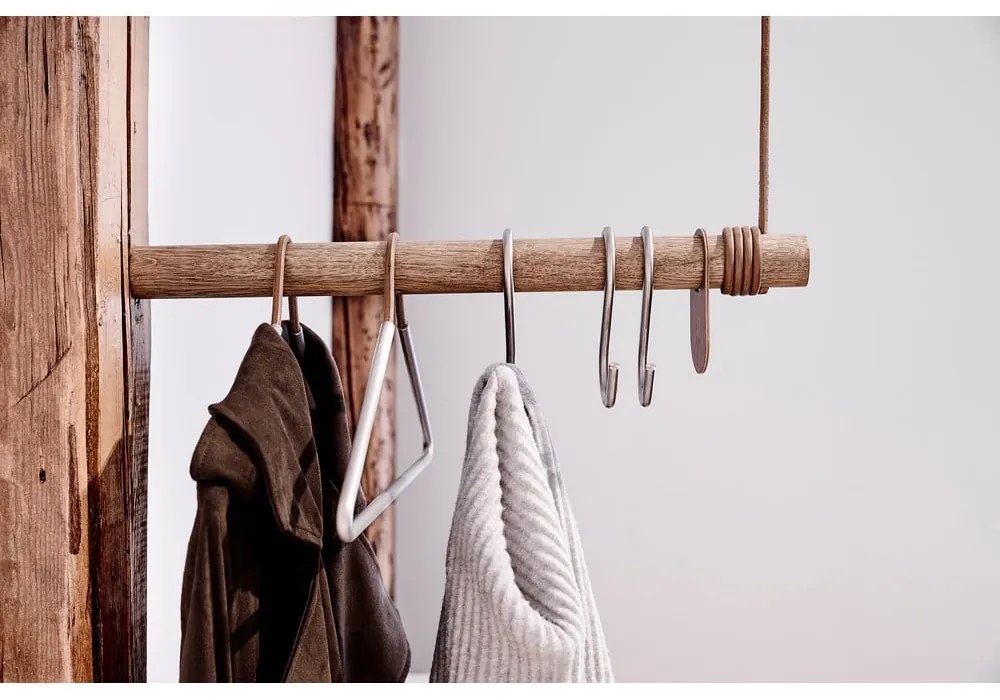 Стенна закачалка от масивен дъб в естествен цвят 50 cm Swing – LIND DNA