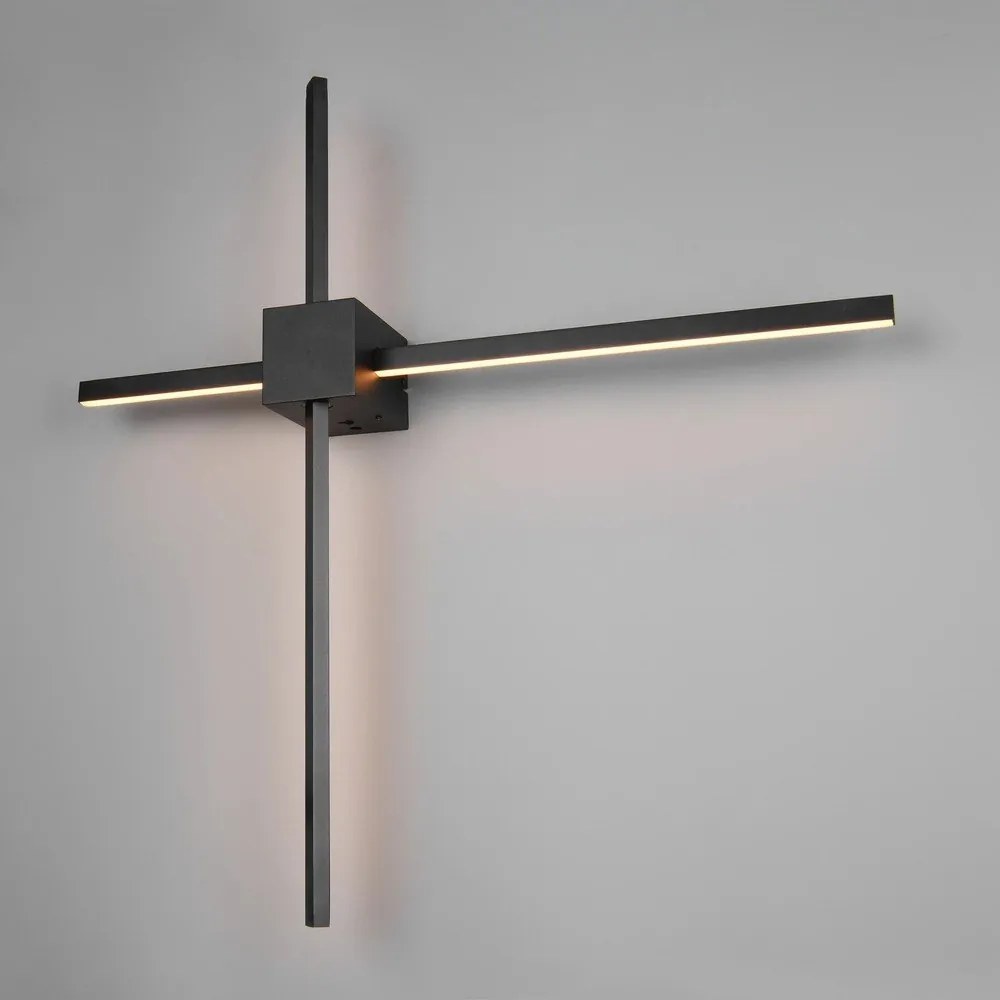 Матово черно LED затъмняваща се стенна лампа Cassino – Trio