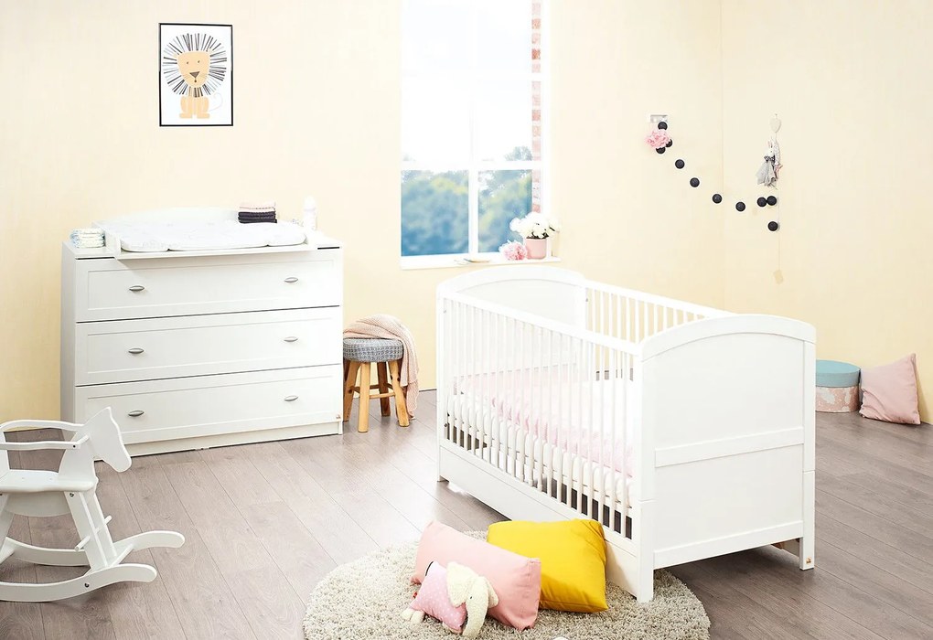 Комплект за бебешка стая Laura