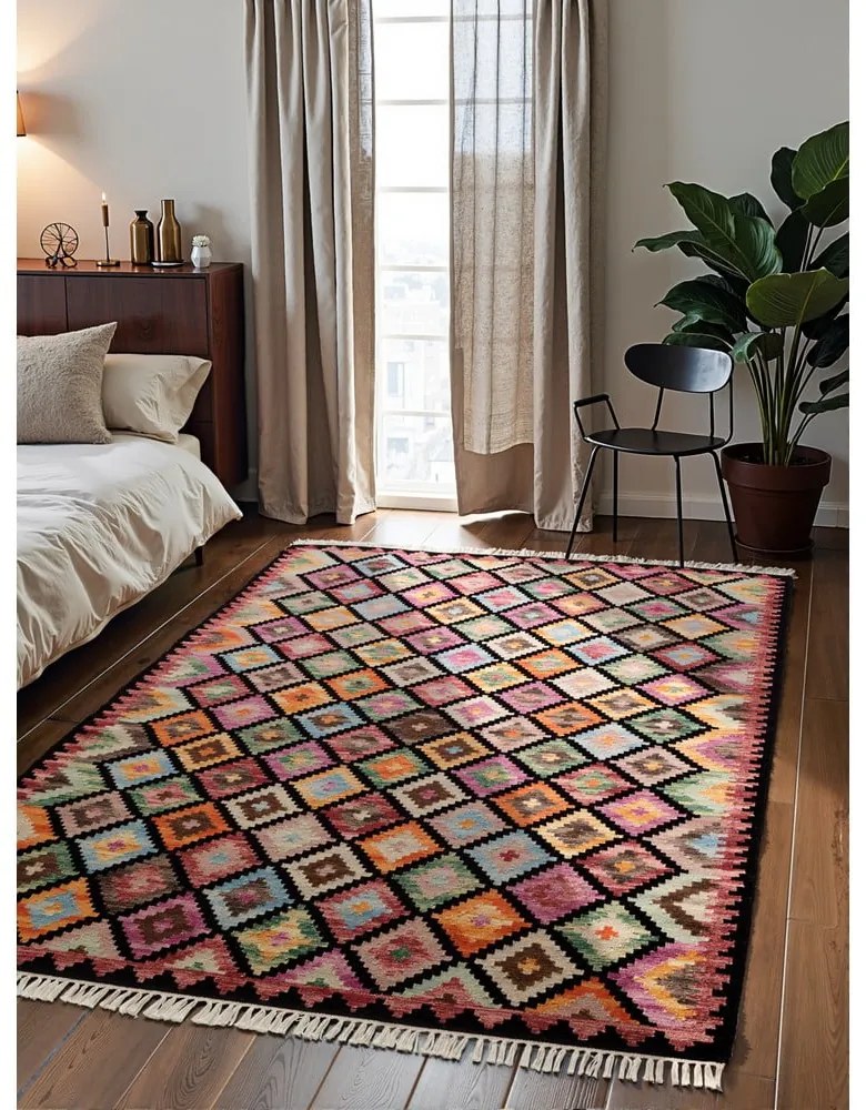 Двустранен ръчно изработен вълнен килим 120x170 cm Kamal Zara – Nouristan