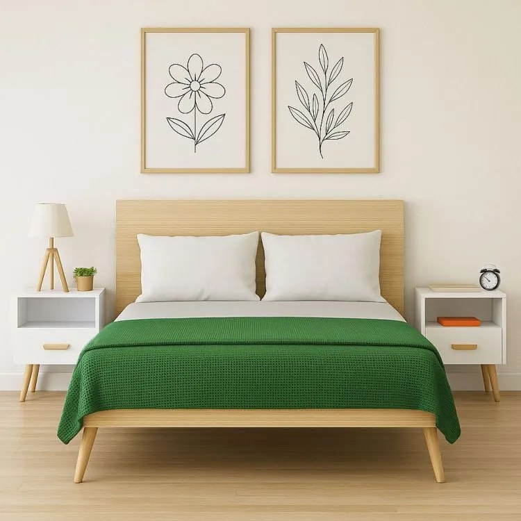 Красиво бяло нощно шкафче с чекмедже