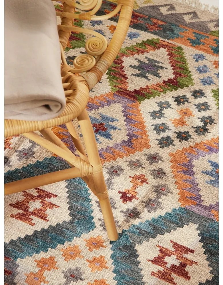 Двустранен ръчно изработен вълнен килим 160x230 cm Kamal Oasis – Nouristan