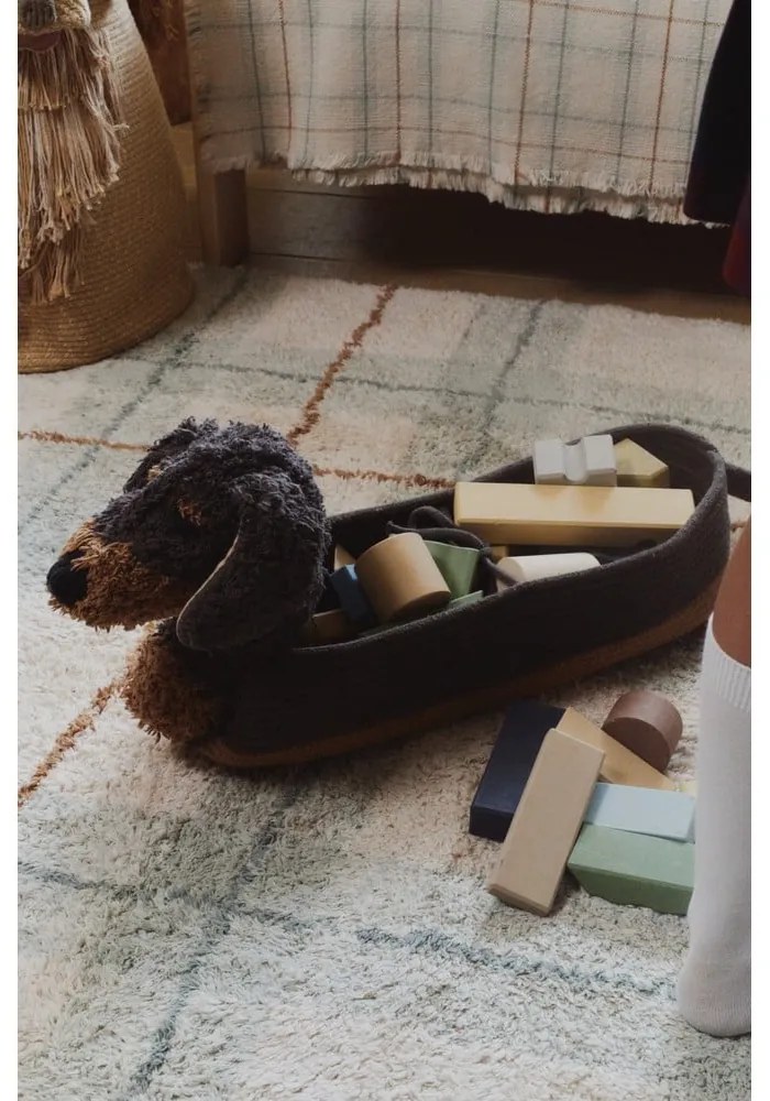 Тъмнокафява текстилна детска кошница за играчки 59x16x23 cm Sparky – Lorena Canals