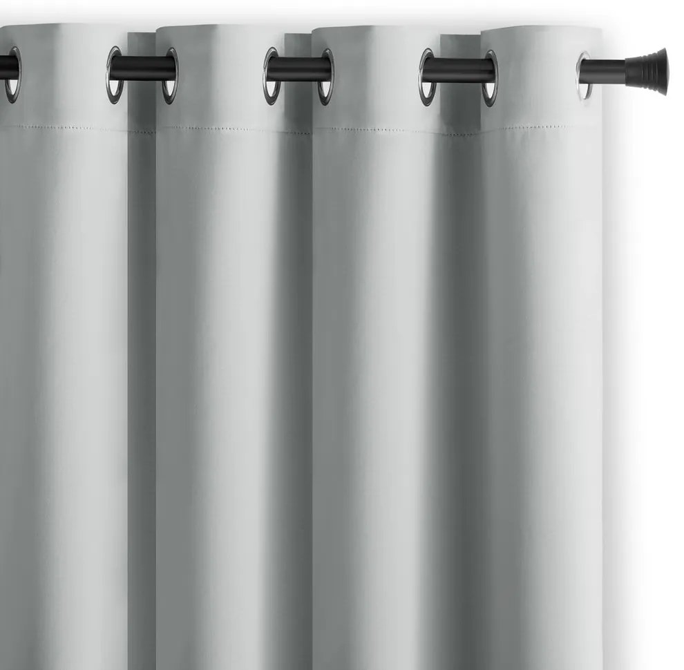 Светлосиво термо/dimout перде 140x175 cm Kierra – Restilo