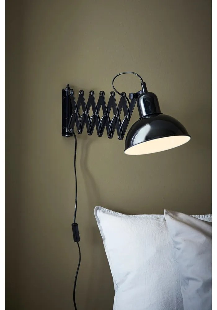 Черна стенна лампа Riggs – Markslöjd