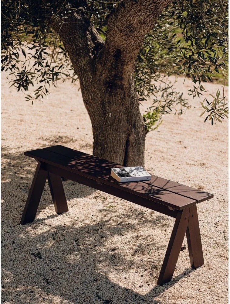 Тъмнокафява градинска пейка от масивно дърво Navo – noo.ma