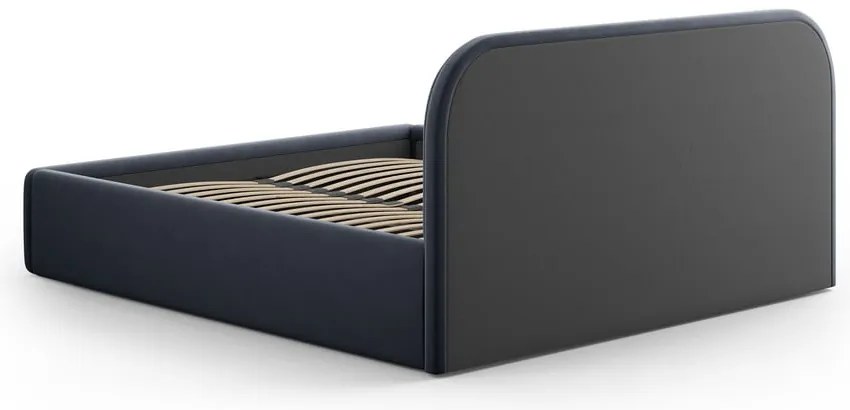 Тъмносиньо двойно легло 140x200 cm тапицирано с място за съхранение с включена подматрачна рамка Juno – Windsor & Co Sofas