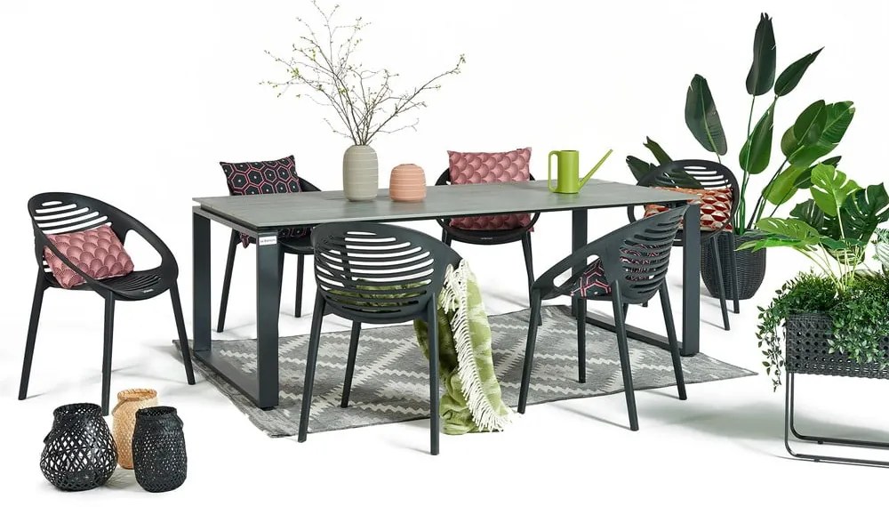 Градински комплект за хранене за 6 души с черен стол Joanna и маса Strong, 210 x 100 cm Strong & Joanna - Bonami Selection
