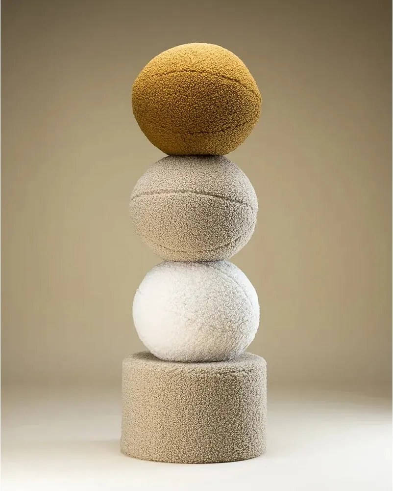 Кафява детска възглавница за диван от букле Ball – Wigiwama