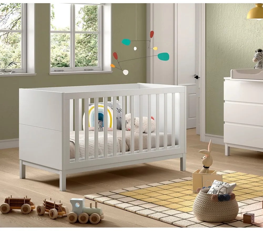 Бяло детско креватче от масивен бор 70x140 cm Eva – Vipack