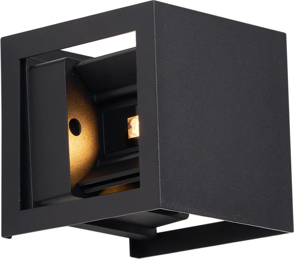 Модерна стенна лампа черна с LED IP44 - Edwin Quadro