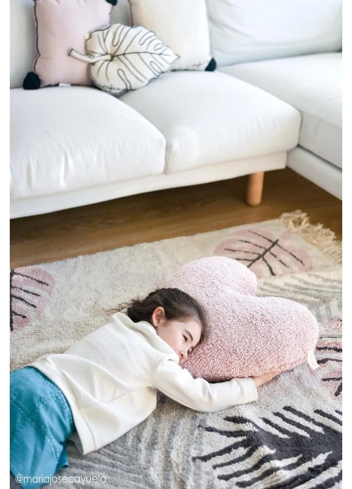 Детска възглавница Heart – Lorena Canals