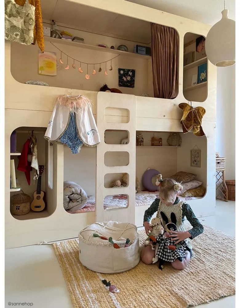 Кремав детски пуф Tic-Tac-Toe – Lorena Canals