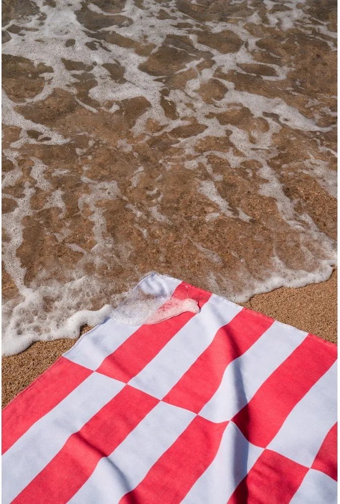Червена/светлосиня памучна плажна кърпа 100x160 cm Su – noo.ma
