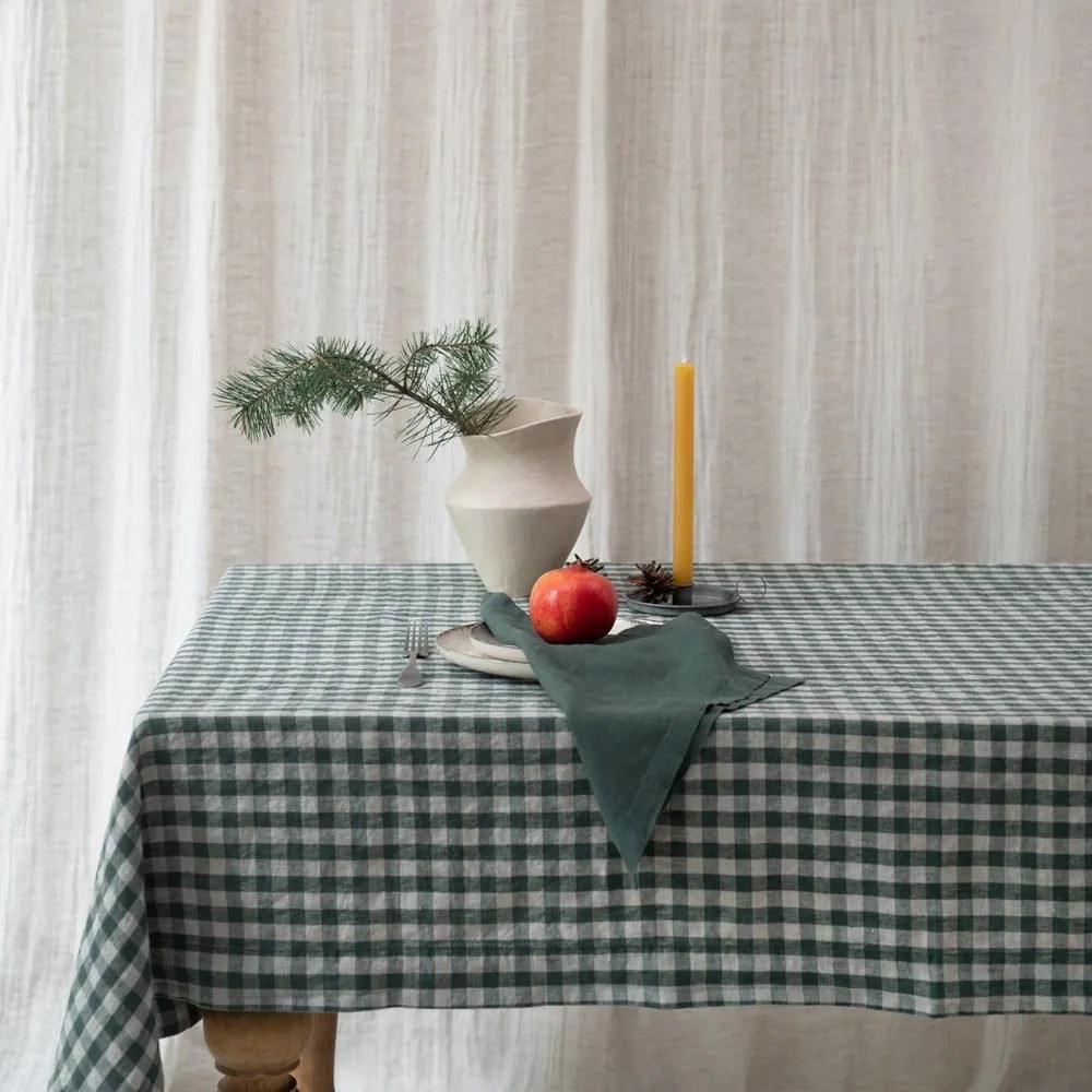 Ленена покривка за маса 140x250 cm Forest Green Gingham – Linen Tales