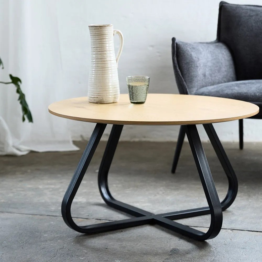 Кръгла масичка за кафе с дъбов плот в естествен цвят ø 80 cm Cesura – Unique Furniture