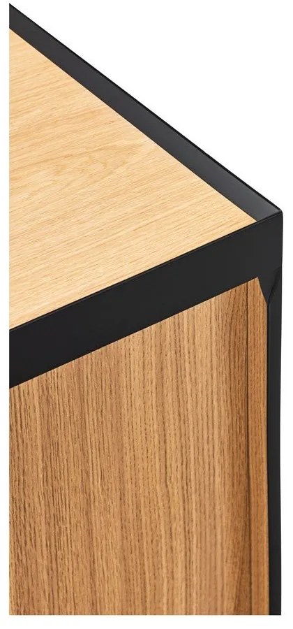 Черен нисък скрин от декор от дъб 165x78 cm Arista – Teulat