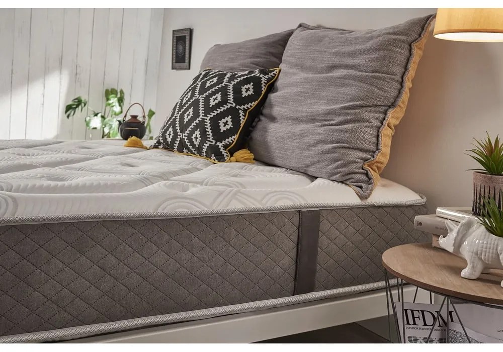 Твърд/средно твърд двустранен матрак от пяна 160x200 cm Platinum Classic - Moonia