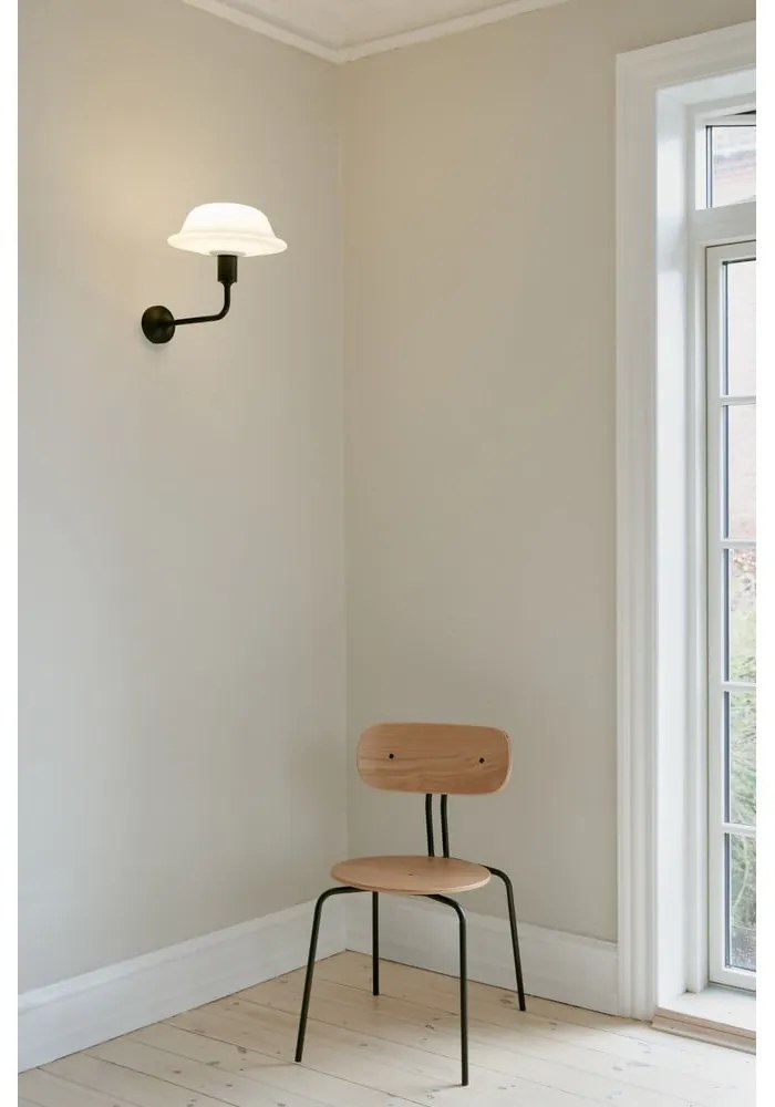 Черна метална стенна лампа без абажури Santé – UMAGE