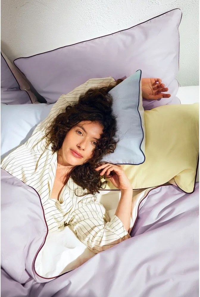 Единичен чаршаф за завивка от памучен сатен в цвят лавандула 140x200 cm Oba – noo.ma