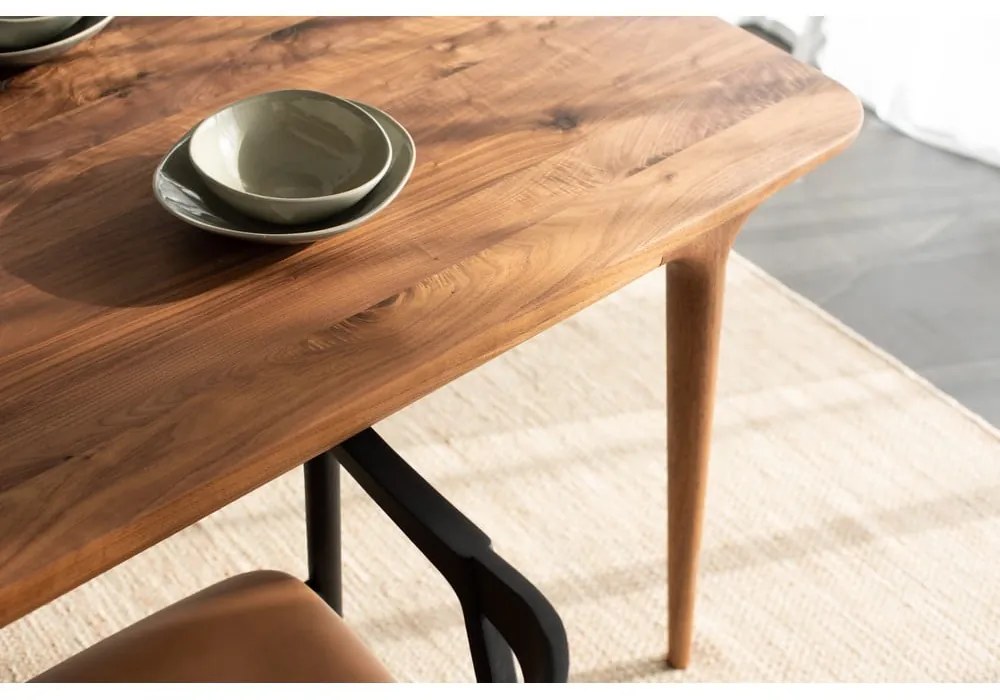 Маса за хранене от орехово дърво 90x200 cm Fawn - Gazzda