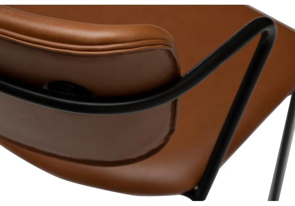 Кафяв стол от изкуствена кожа Zed - DAN-FORM Denmark