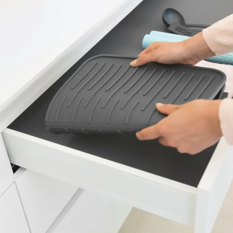 Силиконова подложка за сушене на съдове Brabantia SinkSide 1000206, 43.5x32.5 см, Сгъваема, Тъмносив