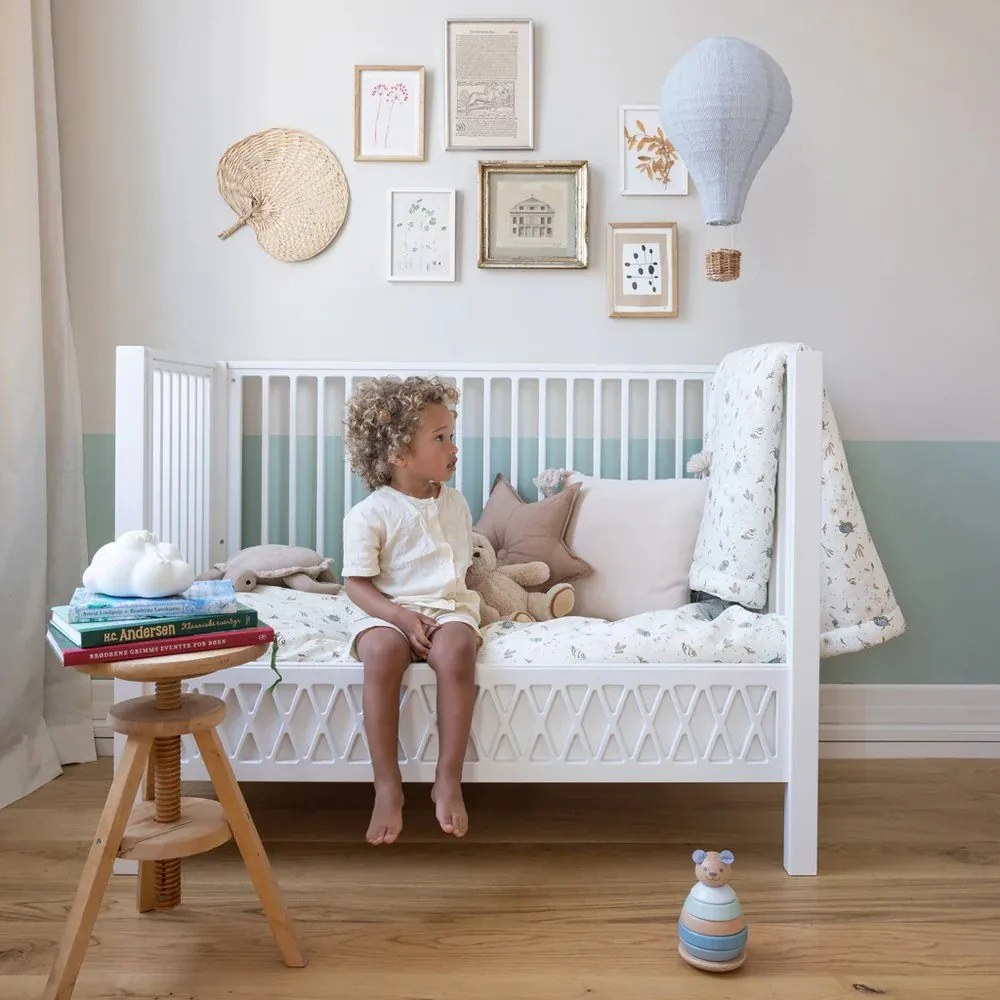 Бяла детска нощна лампа Cloud Off-White – Cam Cam Copenhagen