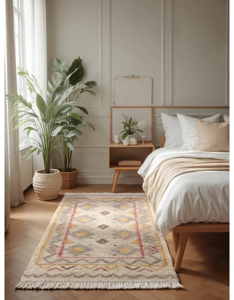 Кремава ръчно изработена ютена пътека 80x200 cm Roya Imani – Elle Decoration