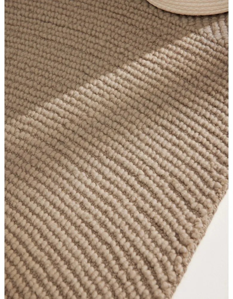 Бежова ръчно изработена вълнена пътека 80x200 cm Eleni Light Beige – Hanse Home