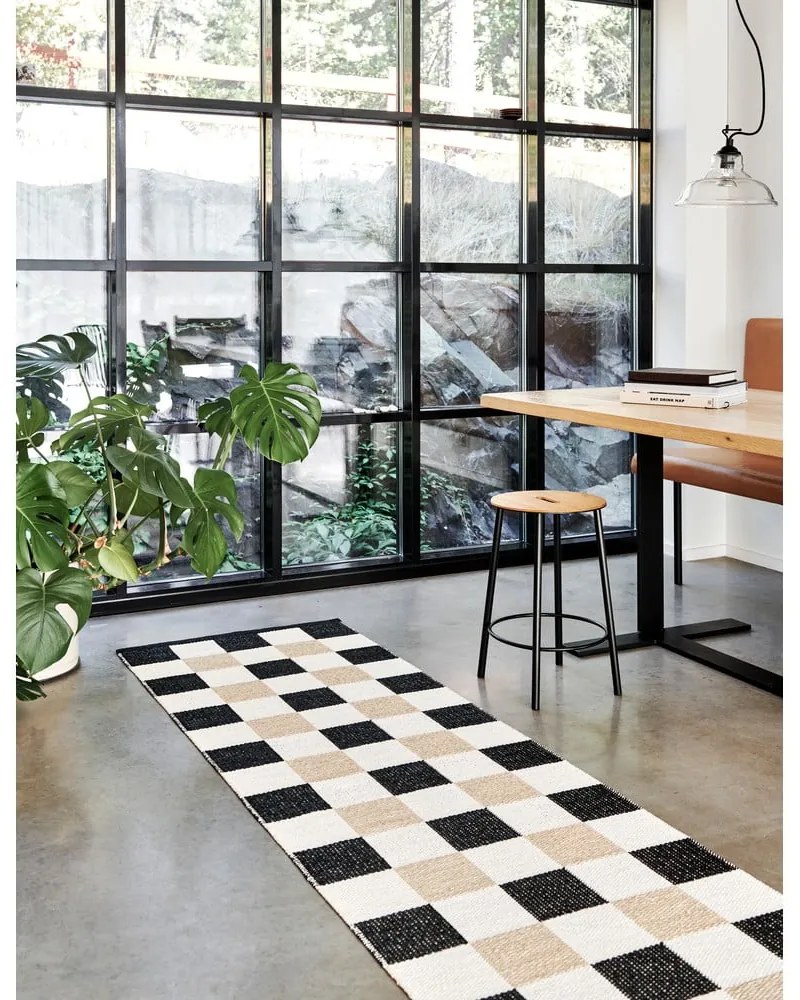 Черна и кремава пътека за открито и закрито 70x160 cm Pix Black Vanilla – Pappelina