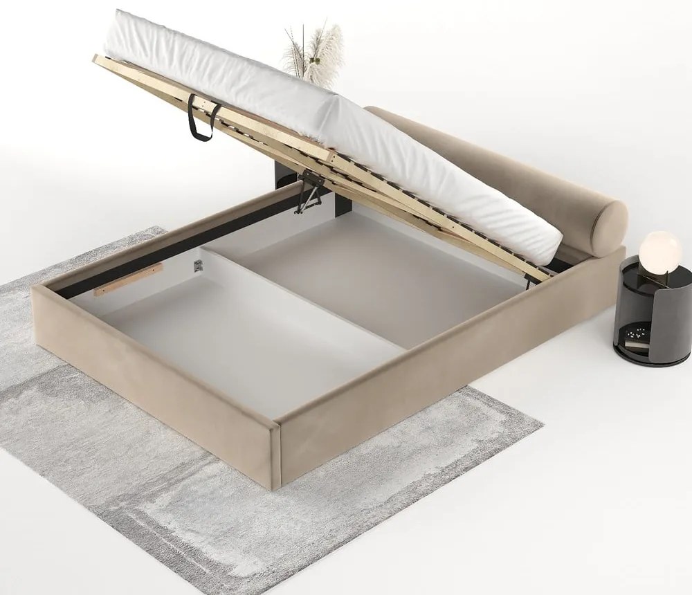 Светлокафяво двойно легло 180x200 cm тапицирано с място за съхранение с включена подматрачна рамка Solvo – Maison de Rêve