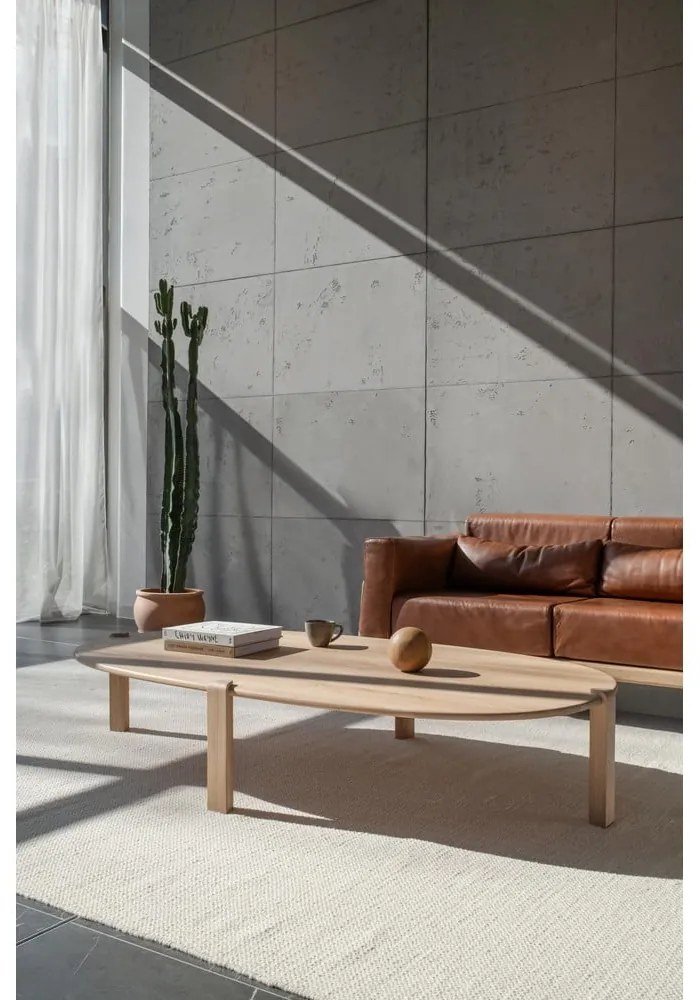 Масичка за кафе от масивен дъб в естествен цвят 100x180 cm Kulin – Gazzda