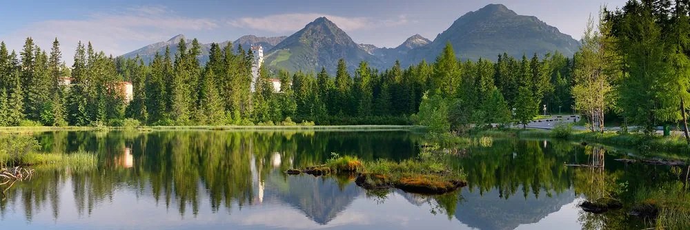 Картина на платно – Прекрасна панорама на планини до езеро