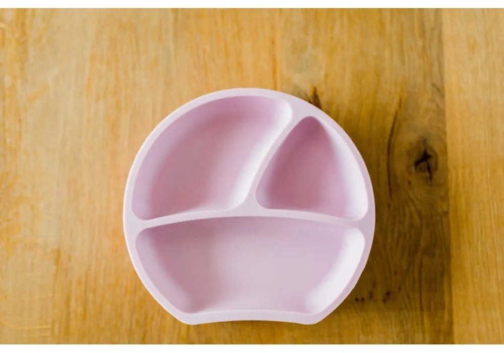 Светлорозова силиконова детска чиния 19x20,5 cm – Kindsgut