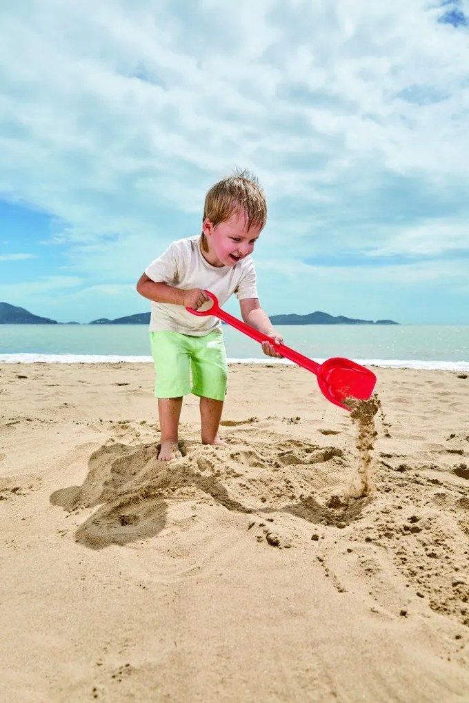 Hape - Лопатка за пясък - червена H4076