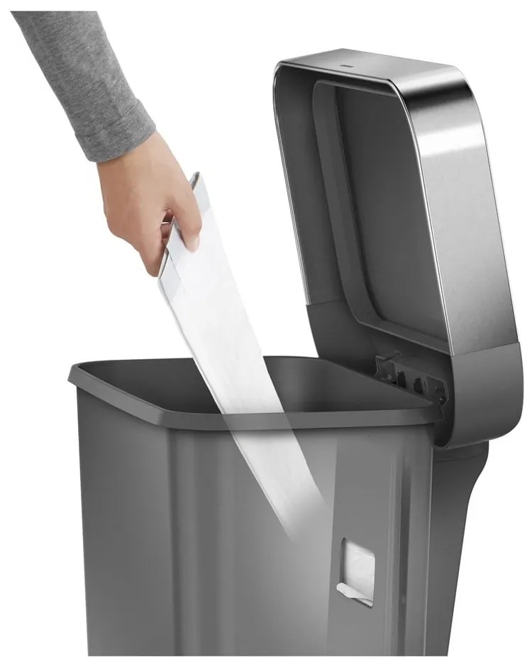 Пластмасов кош за отпадъци с педали 45 л - simplehuman