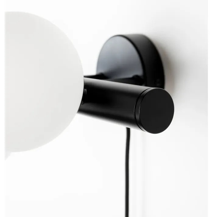 Черно-бял стенна лампа Monica – White Label